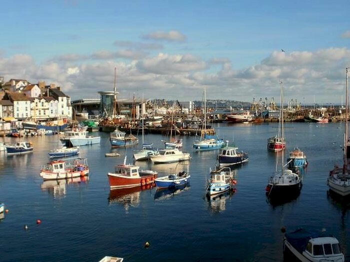 4 Bedroom Flat To Rent In King Street, Brixham, Devon TQ5