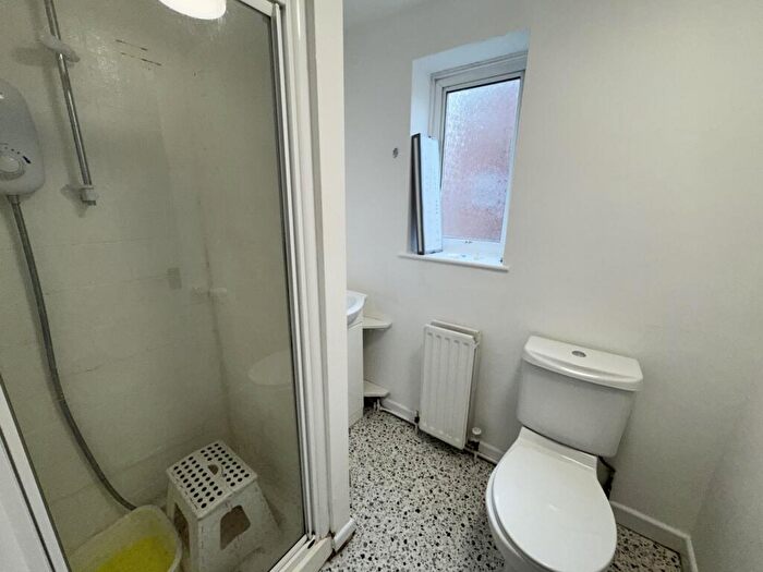 5 Bedroom Semi-Detached House To Rent In Maurice Mount, Hazlemere, Buckinghamshire, HP15