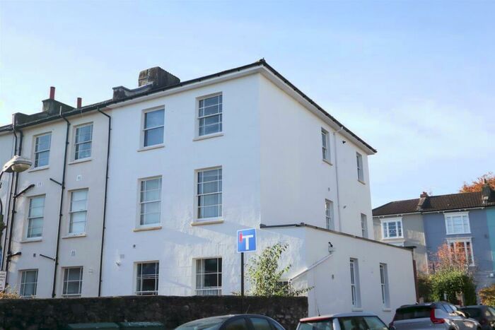 2 Bedroom Apartment To Rent In Hampton Park, Bristol, BS6