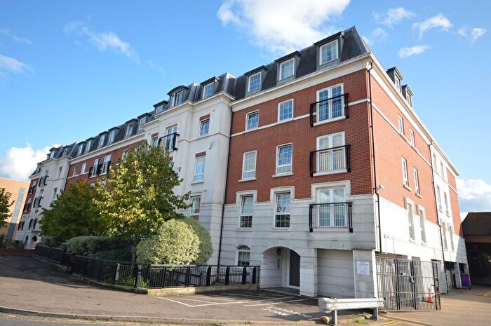 2 Bedroom Flat To Rent In Station Approach, Epsom, Surrey., KT19