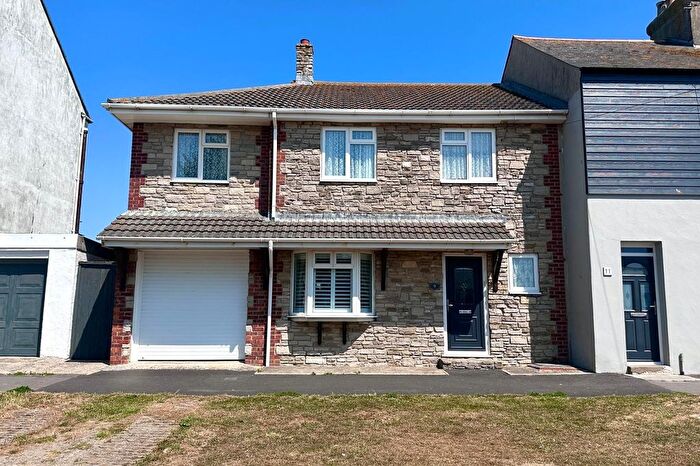 4 Bedroom Semi-Detached House For Sale In Weston Road, Portland, DT5