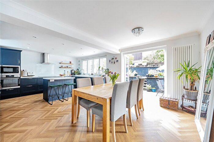 4 Bedroom Detached House For Sale In Highfield Road, Biggin Hill, TN16