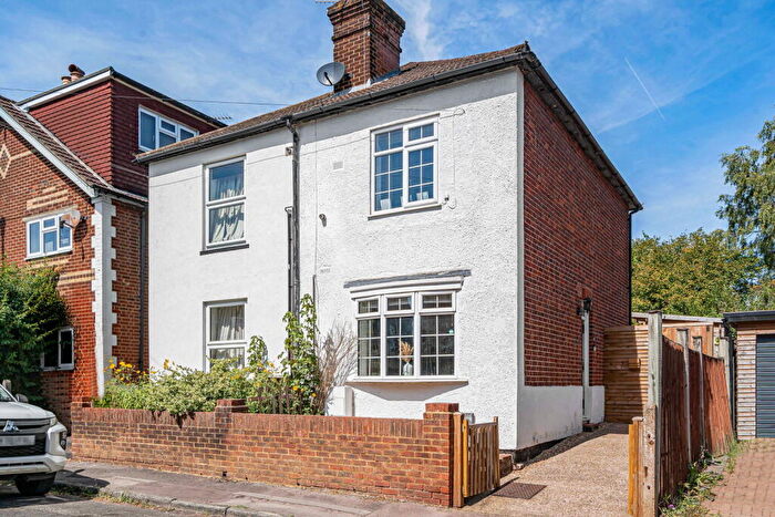 2 Bedroom Semi Detached House For Sale In Weyside Road, Guildford, GU1