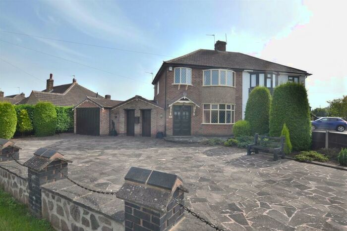 3 Bedroom House To Rent In Oakley Road, Shepshed, Leicestershire, LE12