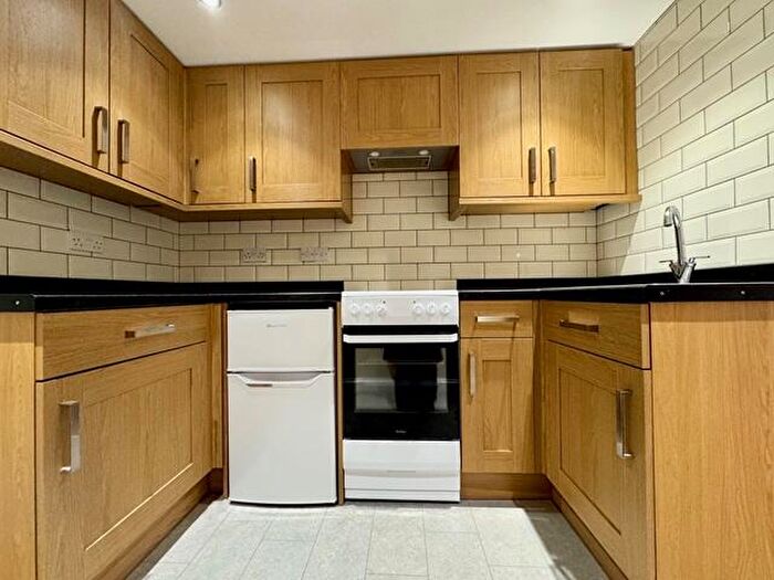 1 Bedroom Apartment To Rent In Alford Avenue, Oughtibridge, S35