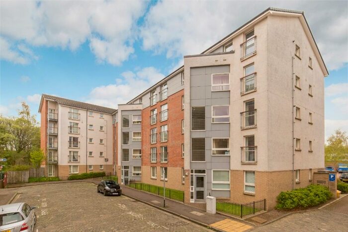 2 Bedroom Flat To Rent In Duff Street, Dalry, Edinburgh, EH11