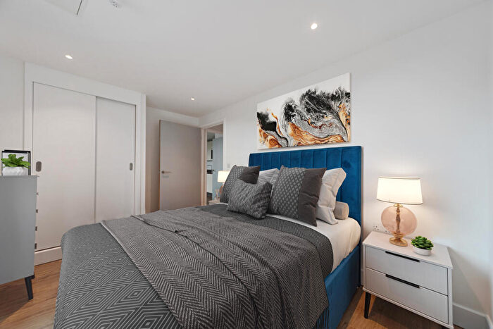 1 Bedroom Apartment To Rent In Station Approach, Epsom, Surrey, KT19