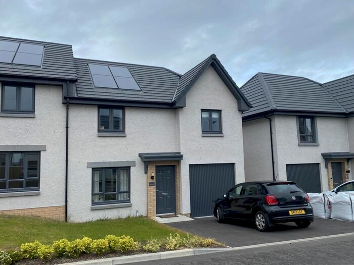 3 Bedroom Semi-Detached House To Rent In Burnett Drive, Aberdeen, AB15