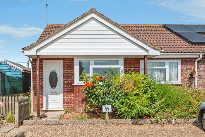 2 Bedroom Semi-Detached Bungalow For Sale In Coastline Village, Walcott, Norwich, NR12