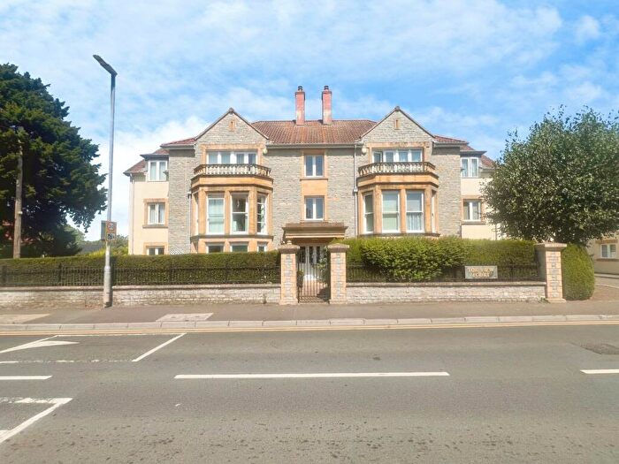 2 Bedroom Retirement Property For Sale In Somerton Road, Street, BA16