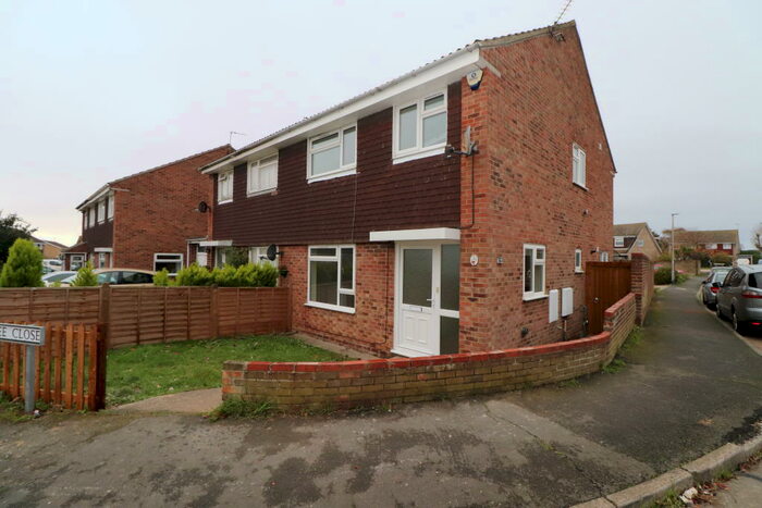 3 Bedroom House To Rent In Farmleigh Avenue, Great Clacton, CO15