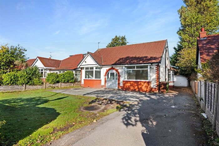 3 Bedroom Detached Bungalow For Sale In Southport Road, Formby, Liverpool, L37