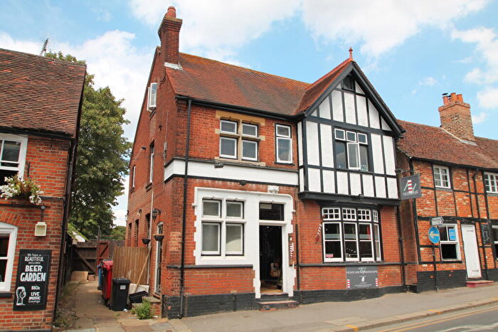 2 Bedroom Apartment To Rent In Denmark Street, Wokingham, RG40