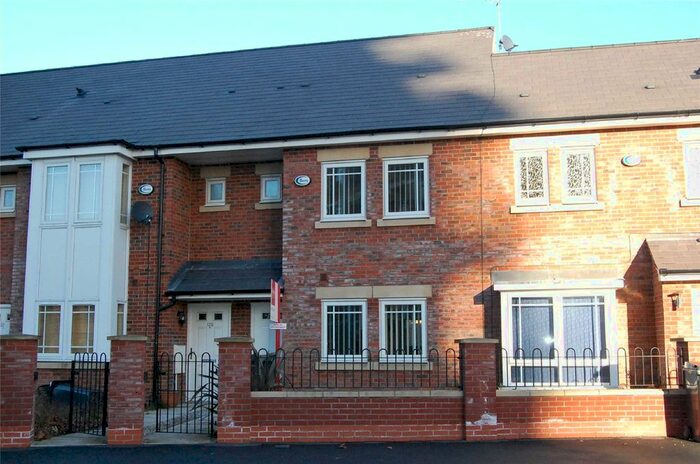 3 Bedroom Terraced House To Rent In Bold Street, Hulme, Manchester M15