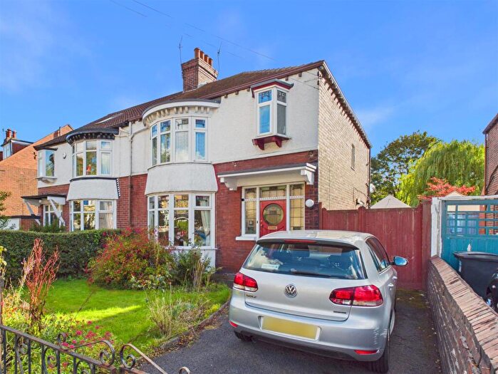 3 Bedroom Semi-Detached House For Sale In Brincliffe Edge Road, Brincliffe, Sheffield, S11