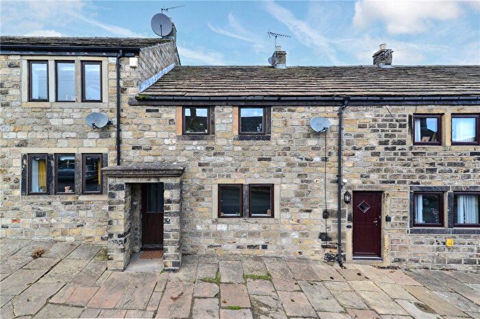 3 Bedroom Terraced House For Sale In Ashdene Court, Cullingworth, Bradford, West Yorkshire, BD13
