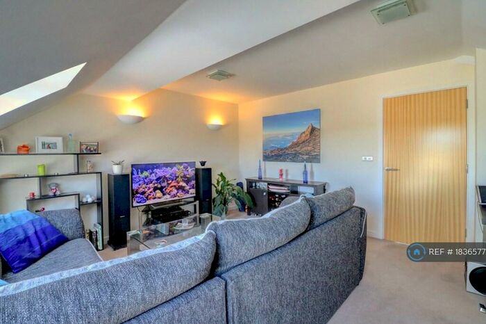 1 Bedroom Flat To Rent In Bridgewater House, London, N13