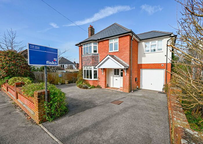 4 Bedroom Detached House For Sale In Whitehouse Road, Wimborne, BH21
