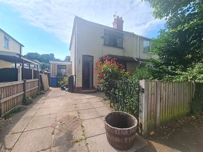 2 Bedroom End Of Terrace House To Rent In Shaws Avenue, Warrington, WA2