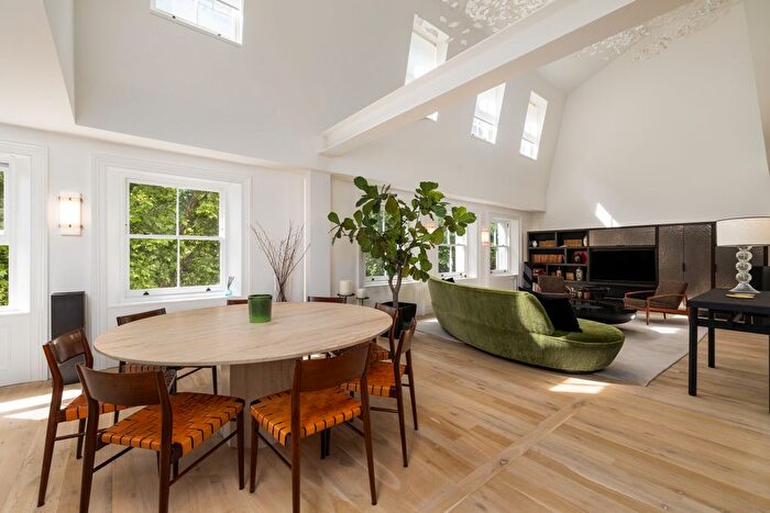 4 Bedroom Flat For Sale In Craven Hill Gardens, Bayswater, London, W2
