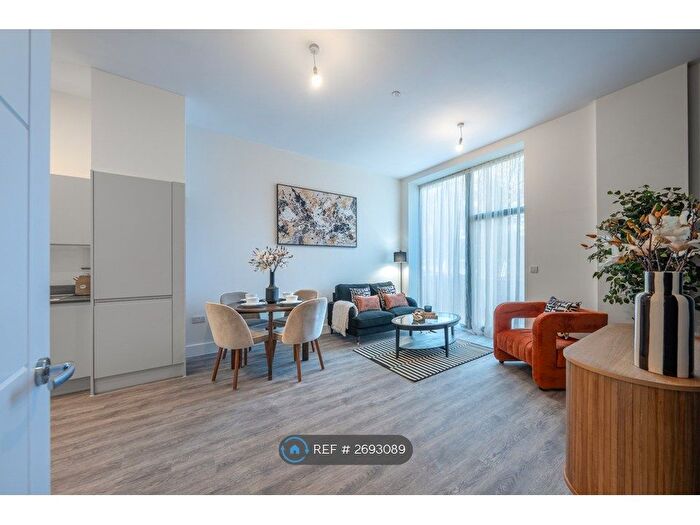 2 Bedroom Flat To Rent In The Bays, Harlow, CM20