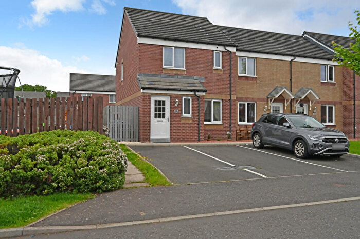 3 Bedroom End Of Terrace House For Sale In Craigmuir Road, Bishopton, PA7