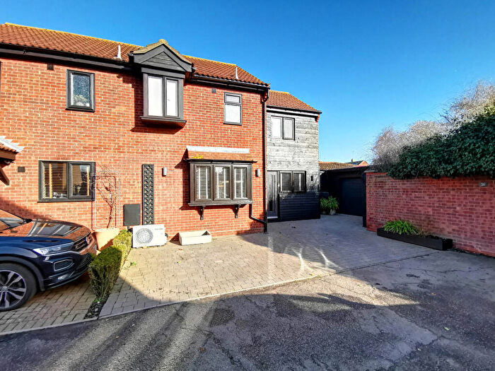3 Bedroom Semi-Detached House For Sale In Chatsworth Road West Mersea, CO5