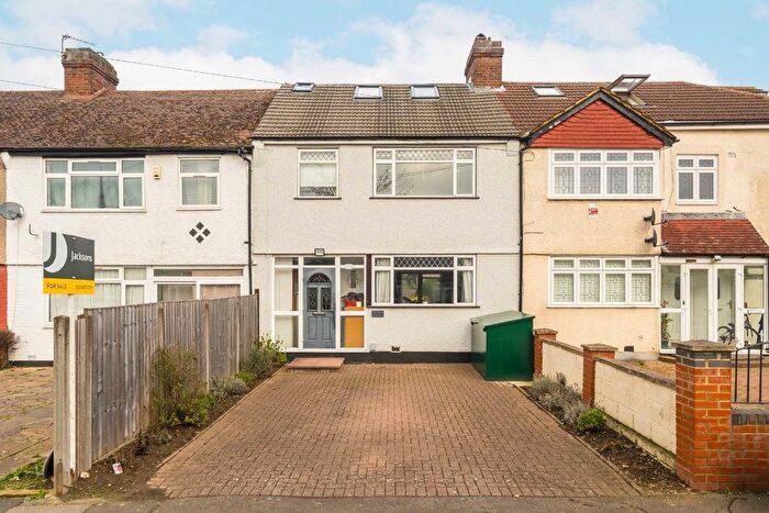 5 Bedroom Property For Sale In Windermere Road, Streatham, SW16