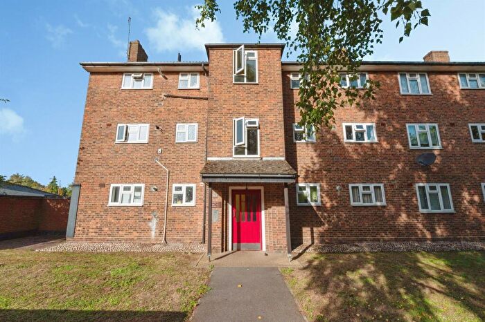 1 Bedroom Flat For Sale In Cam Green, South Ockendon, RM15
