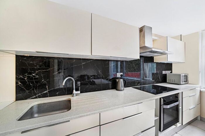 4 Bedroom Flat To Rent In New Place Square, Bermondsey, SE16