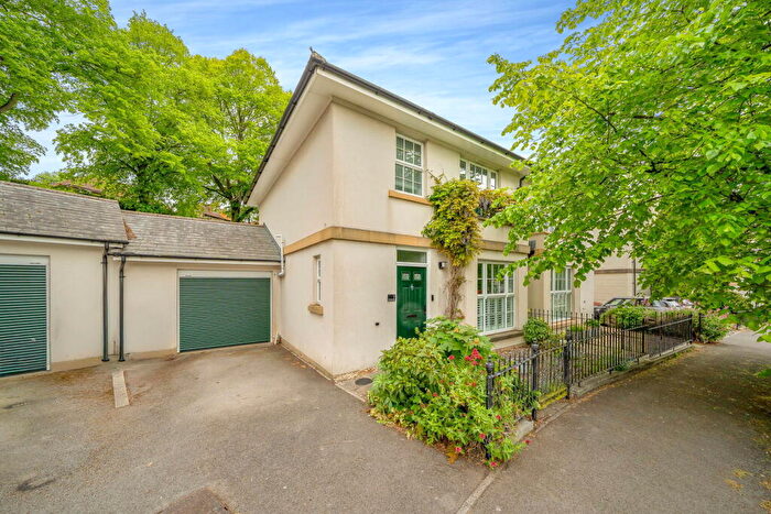 3 Bedroom Semi-Detached House For Sale In Burlington Road, Portishead, Bristol, BS20