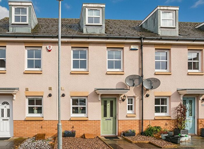 3 Bedroom Town House For Sale In Park Gardens, Wallyford, Musselburgh, EH21