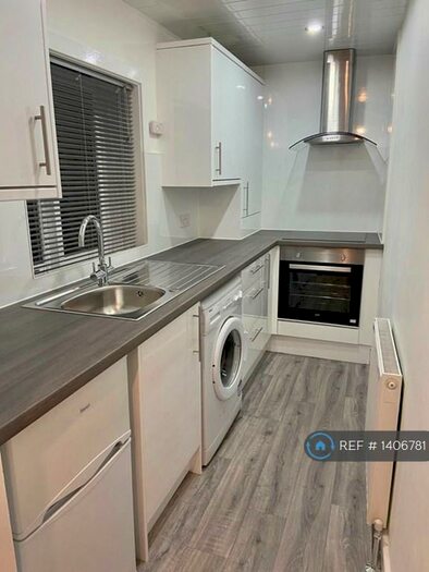 1 Bedroom Flat To Rent In Queen Street, Tayport, DD6