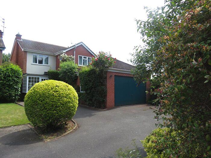 3 Bedroom Property To Rent In Ridgewood Close, Leamington Spa, CV32