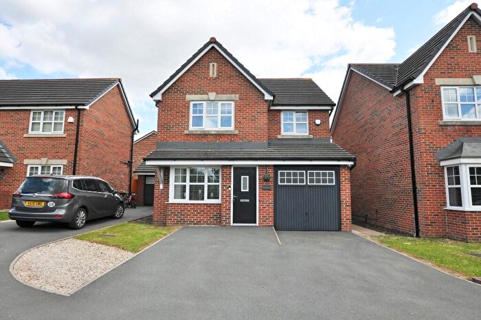 4 Bedroom Detached House For Sale In Kenmore Close, Blackrod, Greater Manchester, BL6