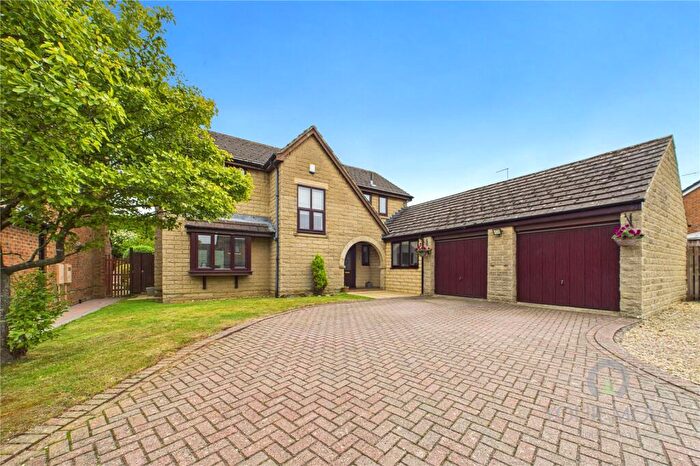 4 Bedroom Detached House For Sale In Vincent Close, Duston, Northampton, Northamptonshire, NN5