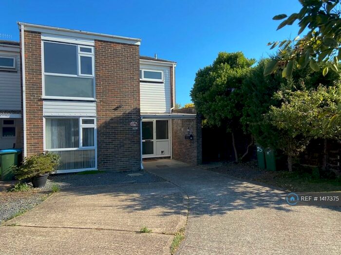 3 Bedroom End Of Terrace House To Rent In Silverdale Close, Bognor Regis, PO21