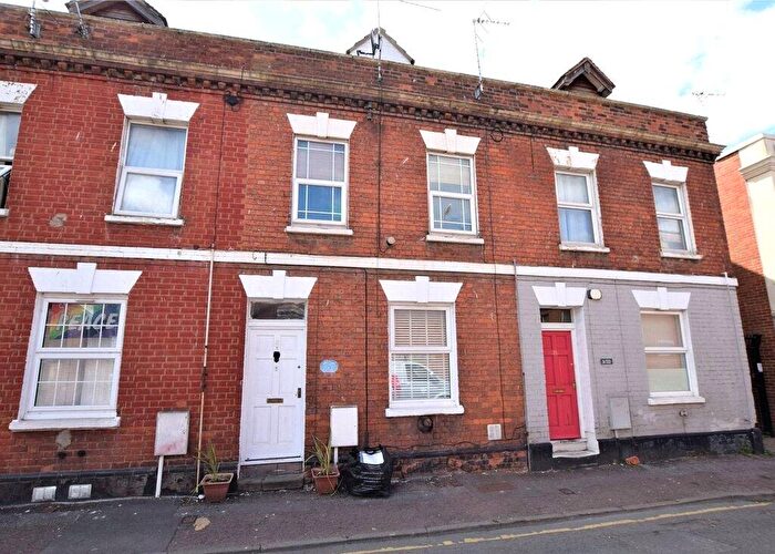 2 Bedroom Apartment For Sale In Russell Street, Gloucester, GL1