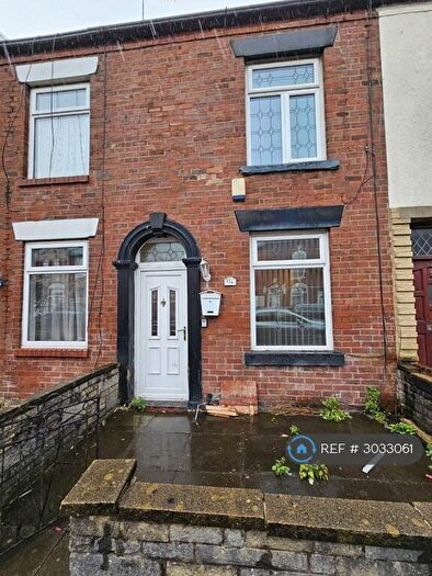 2 Bedroom Terraced House To Rent In Roundthorn Road, Oldham, OL4