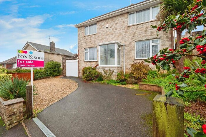 3 Bedroom Detached House For Sale In Everest Road, Weymouth, DT4