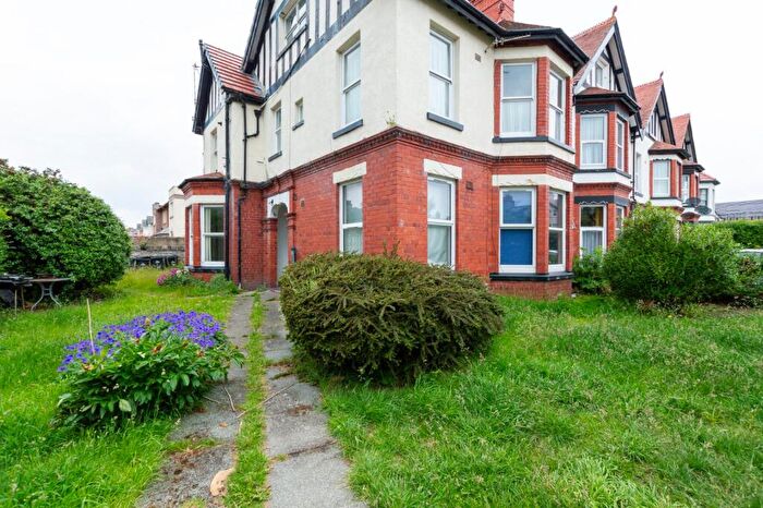 1 Bedroom Apartment For Sale In Howard Road, Llandudno, Conwy, LL30