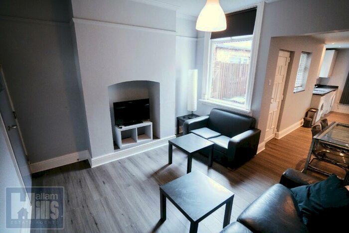 5 Bedroom Terraced House To Rent In Cemetery Avenue, Sheffield, S11