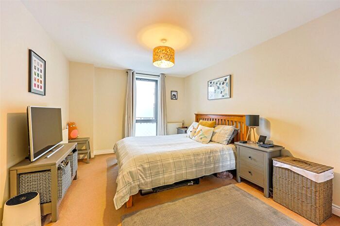 1 Bedroom Flat For Sale In Salk Close, Colindale, NW9
