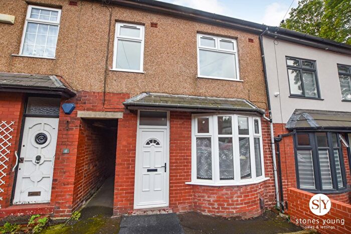 3 Bedroom Terraced House To Rent In Emerald Street, Blackburn, BB1