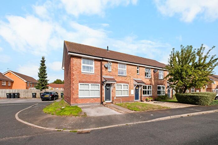 3 Bedroom End Of Terrace House For Sale In Moorsom Way, Bromsgrove, B60