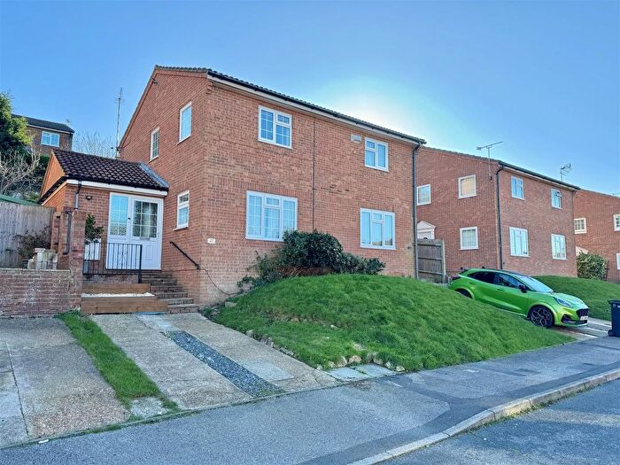 2 Bedroom Semi-Detached House For Sale In Muirfield Rise, St. Leonards-On-Sea, TN38