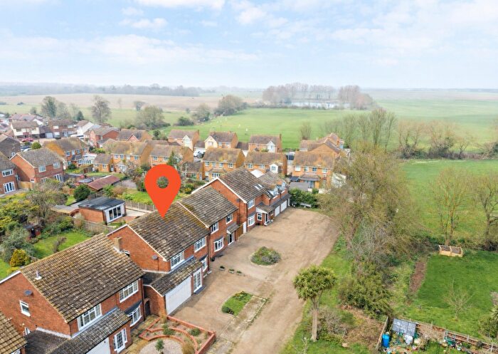 4 Bedroom Detached House For Sale In Chapel Lane, Great Wakering, Essex, SS3