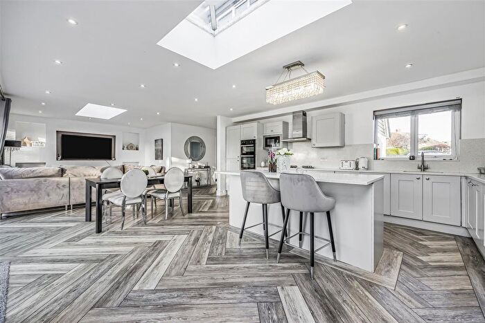 4 Bedroom Semi Detached House For Sale In Dorrita Avenue, Waterlooville, PO8