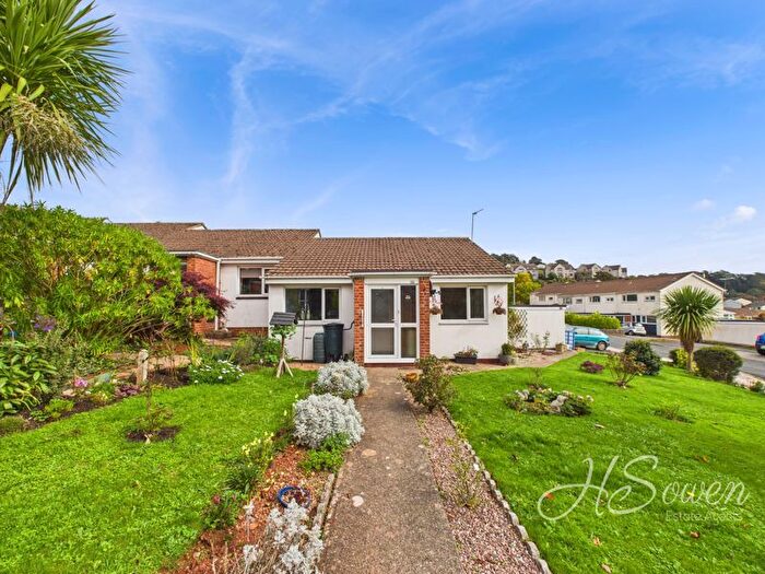 2 Bedroom Bungalow For Sale In Velland Avenue, Torquay, TQ2