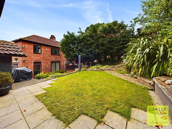 3 Bedroom Semi-Detached House For Sale In Windsor Drive, Bredbury, Stockport, Cheshire, SK6
